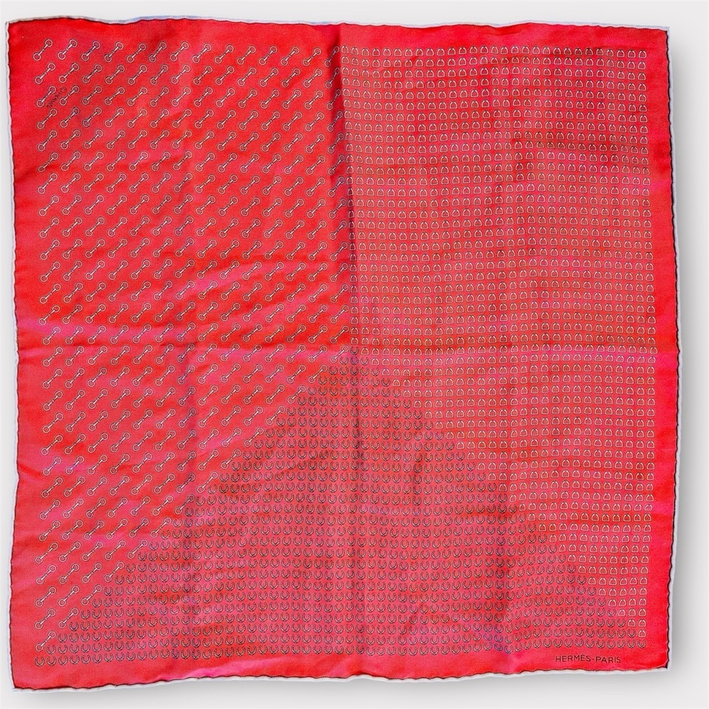 HERMÈS Paris Red Silk Scarf Gavroche 16” Horseshoe Equestrian Print Rolled Edges - Picture 9 of 16